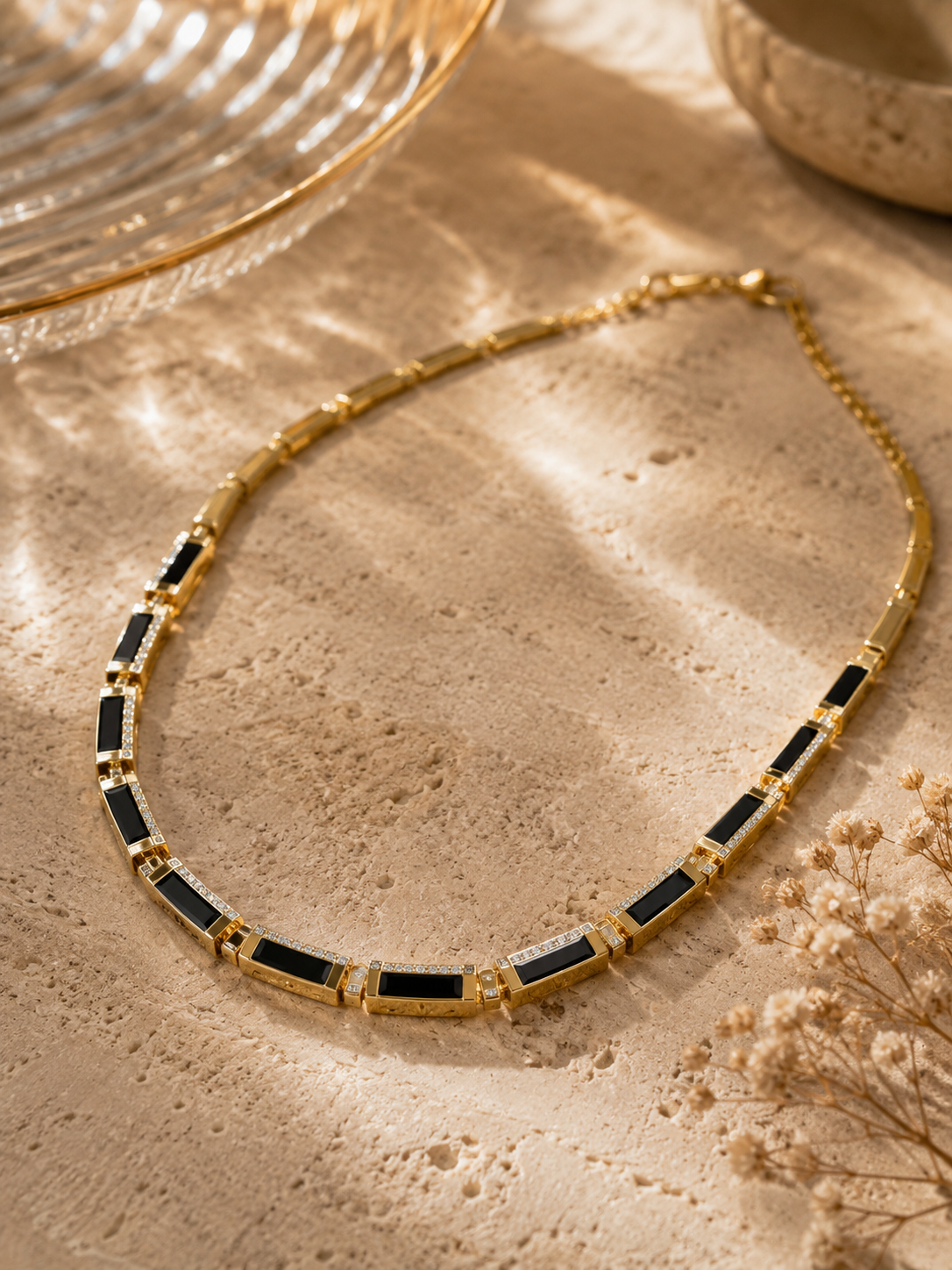 Noir Edge Kolye | Liora Atalier